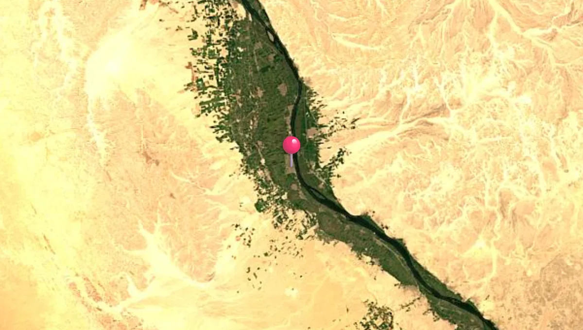 موقع إسنا على الخريطة