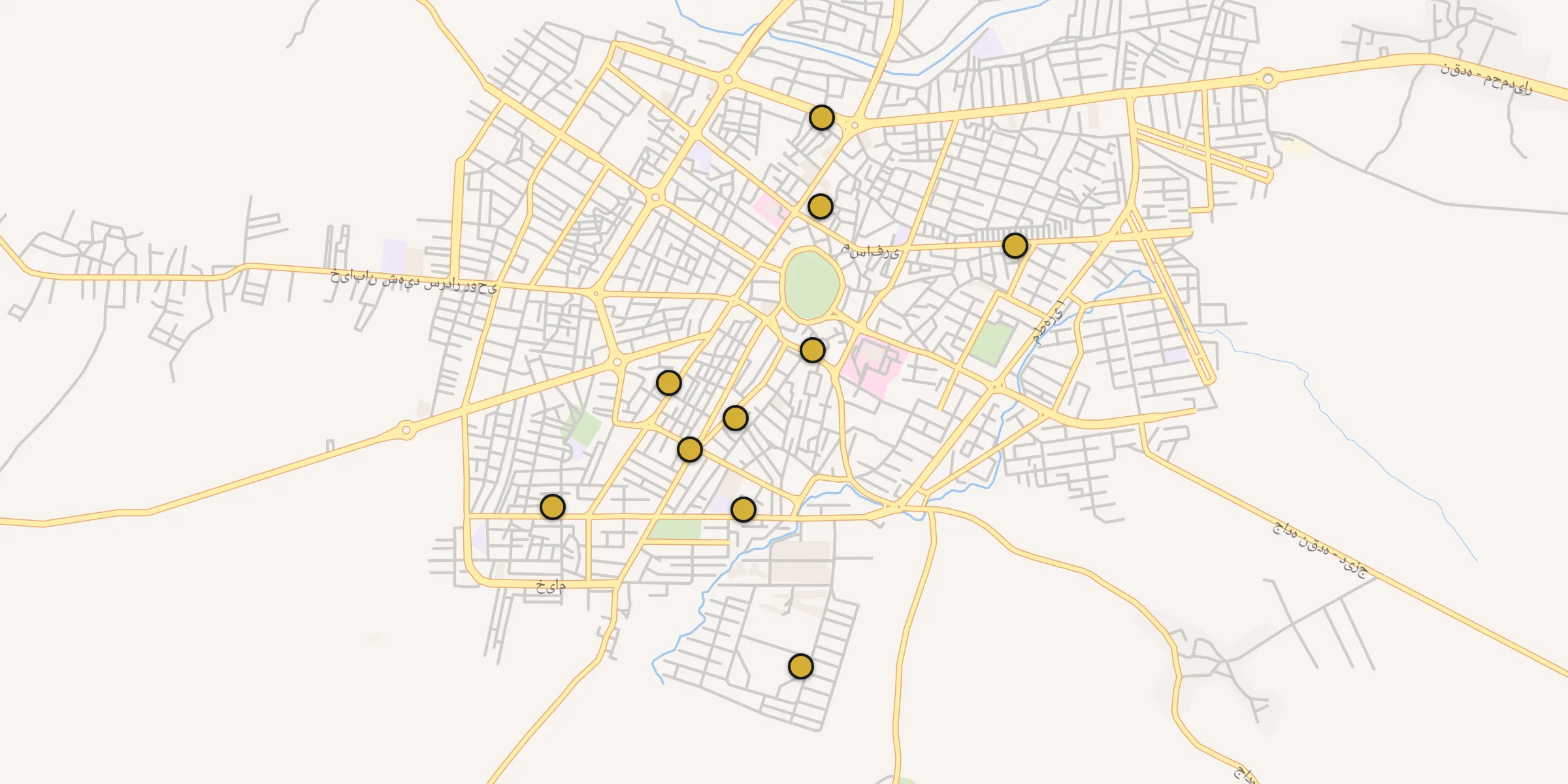 Plan des mosquées à Naghadeh : cliquez sur un point pour voir la fiche